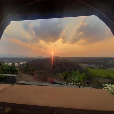 Eze Nof - A Hilltop Villa With 360º Water View 纳西克 外观 照片