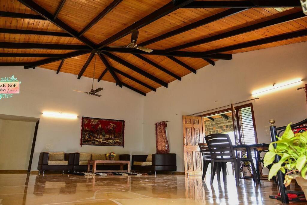 Eze Nof - A Hilltop Villa With 360º Water View 纳西克 外观 照片