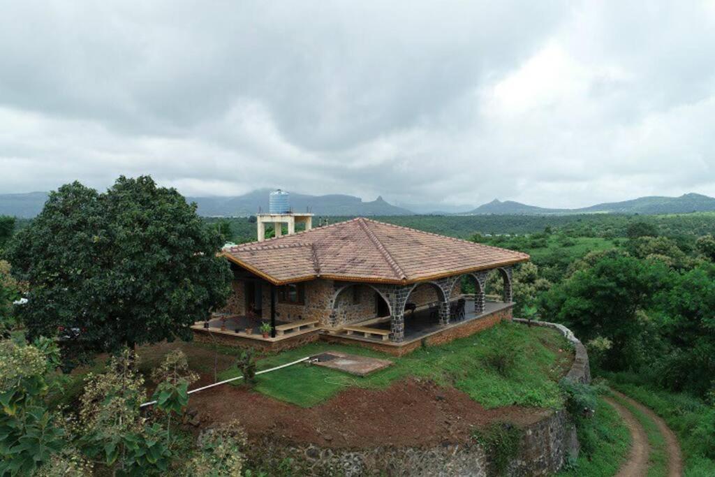 Eze Nof - A Hilltop Villa With 360º Water View 纳西克 外观 照片