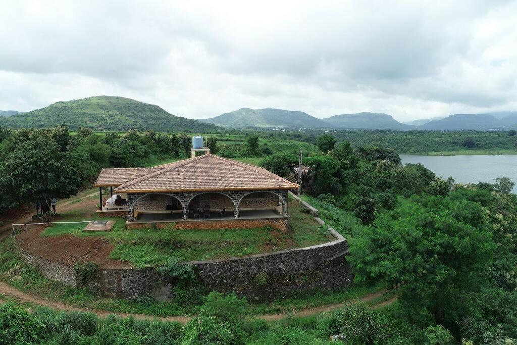 Eze Nof - A Hilltop Villa With 360º Water View 纳西克 外观 照片